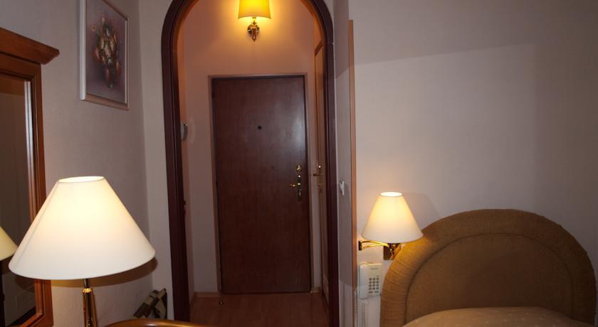 Domus Hotel-1 Kiev Eksteriør bilde