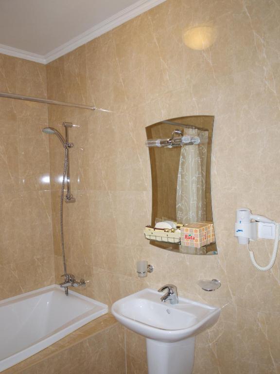 Domus Hotel-1 Kiev Eksteriør bilde