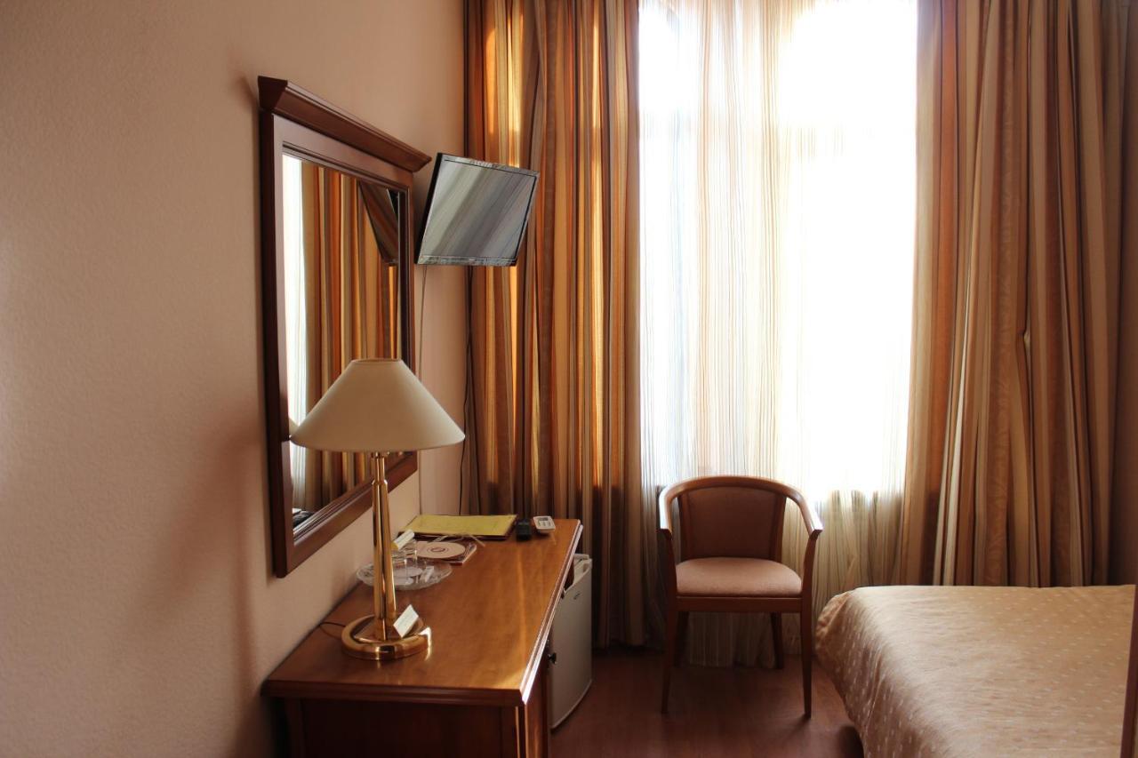 Domus Hotel-1 Kiev Eksteriør bilde